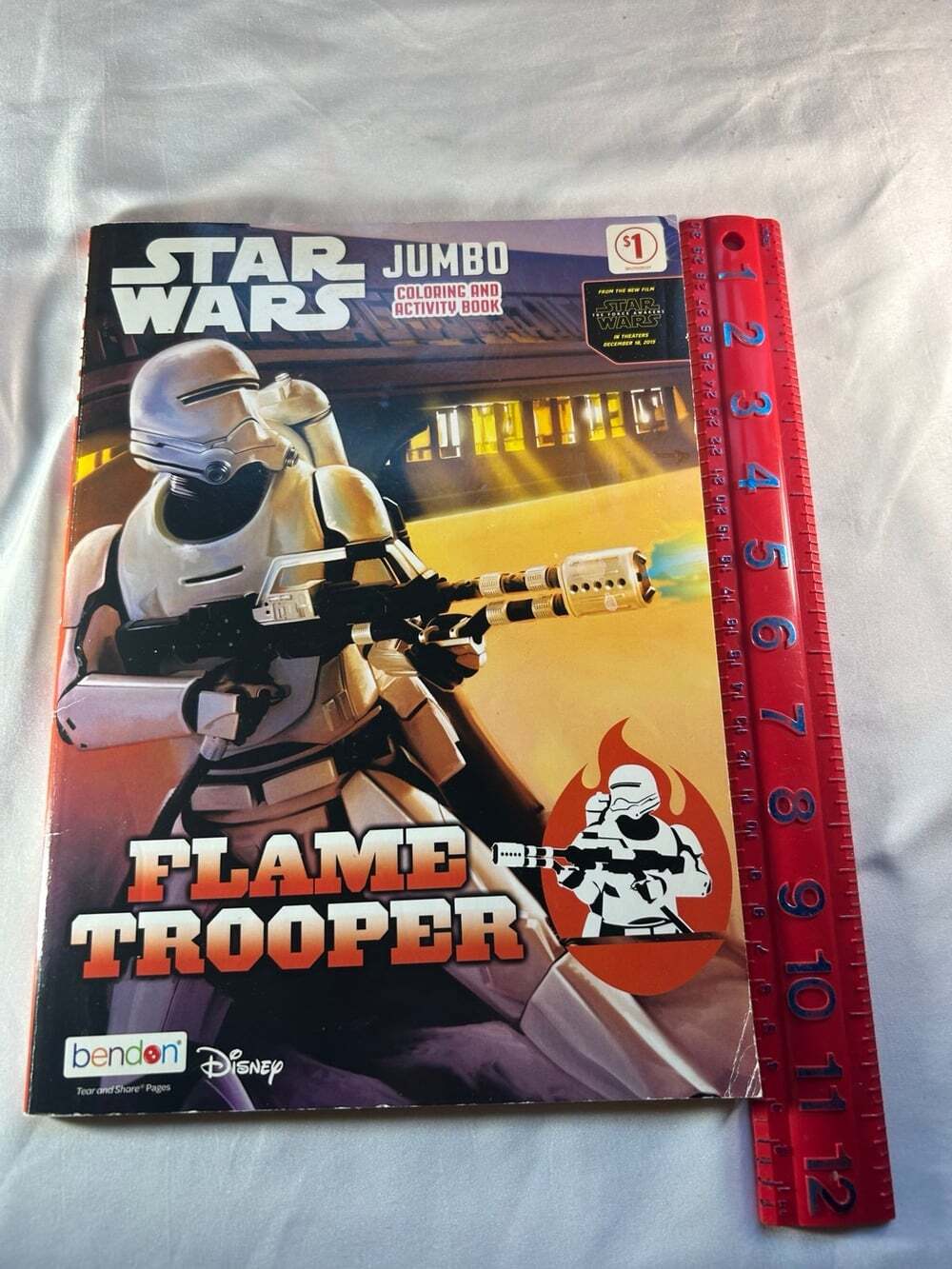 Star Wars Flame Trooper Jumbo Coloring Book activity book ( pre owned) 2015
